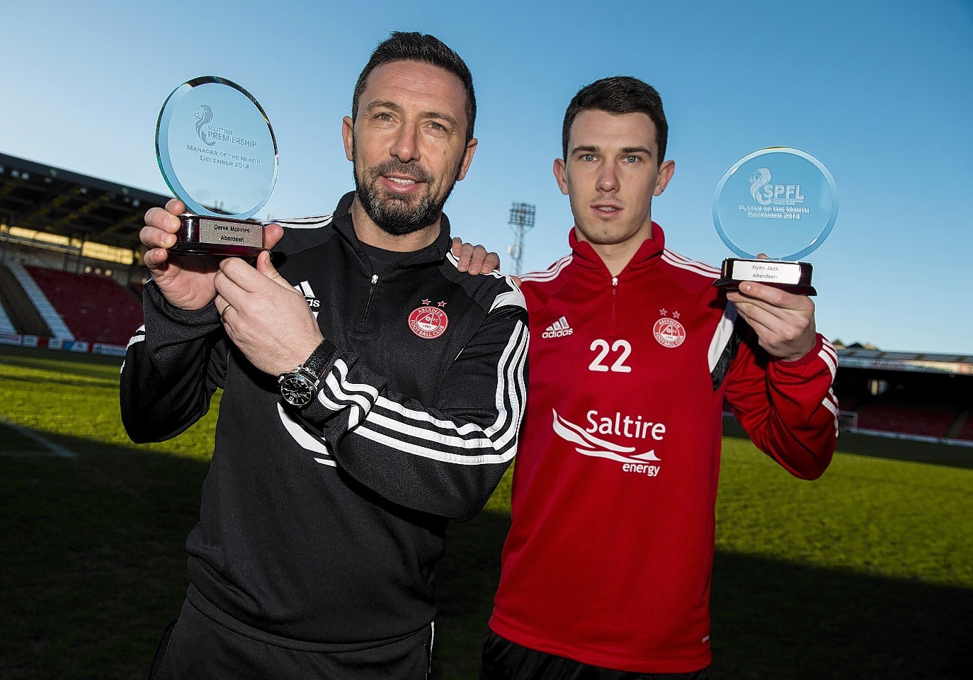 Derek McInnes with Ryan Jack after winning the SPFL's monthly awards in 2015.