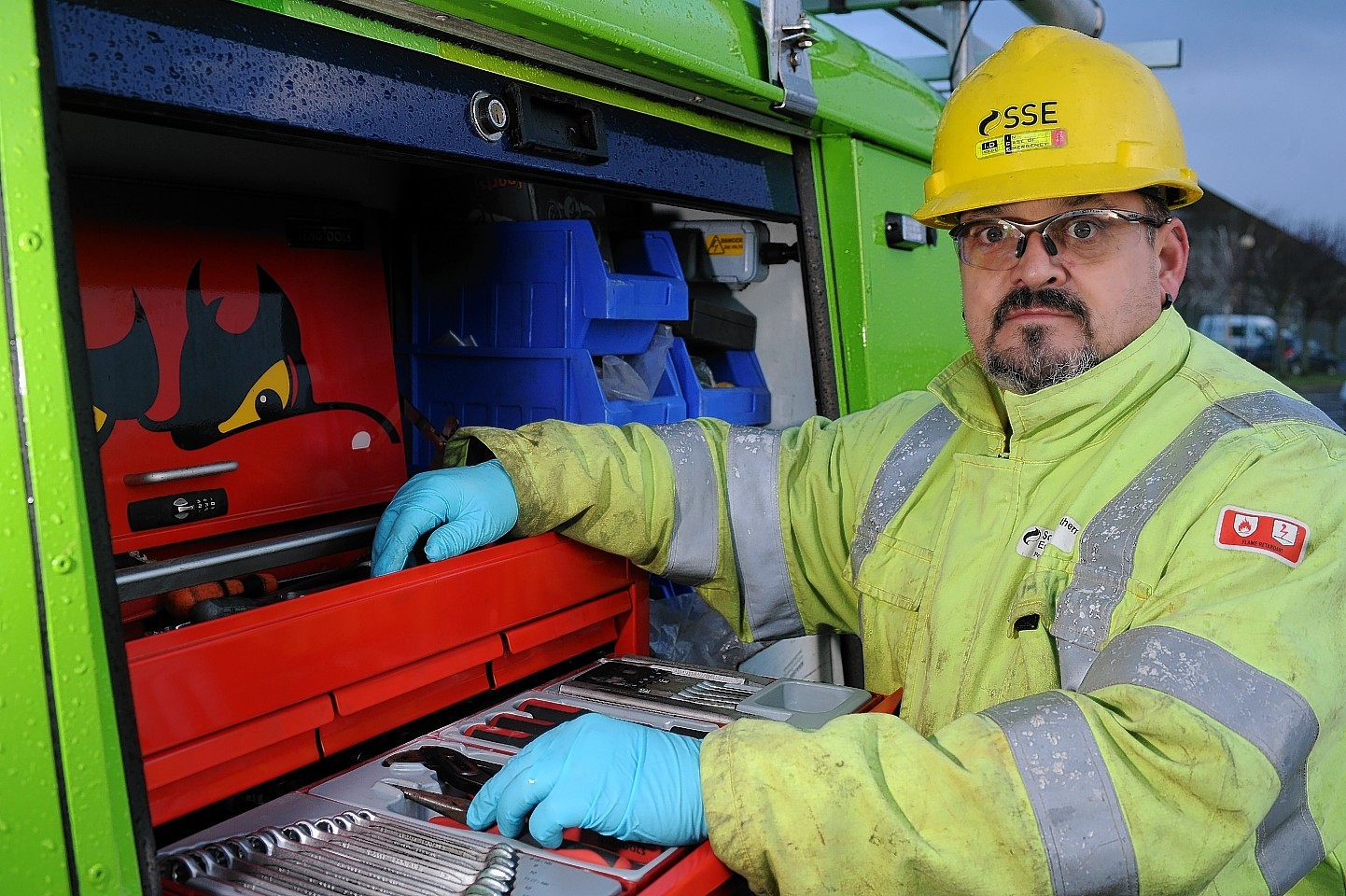 SSE's mobile generator fitter Craig Duguid prepares equipment ahead of the storm