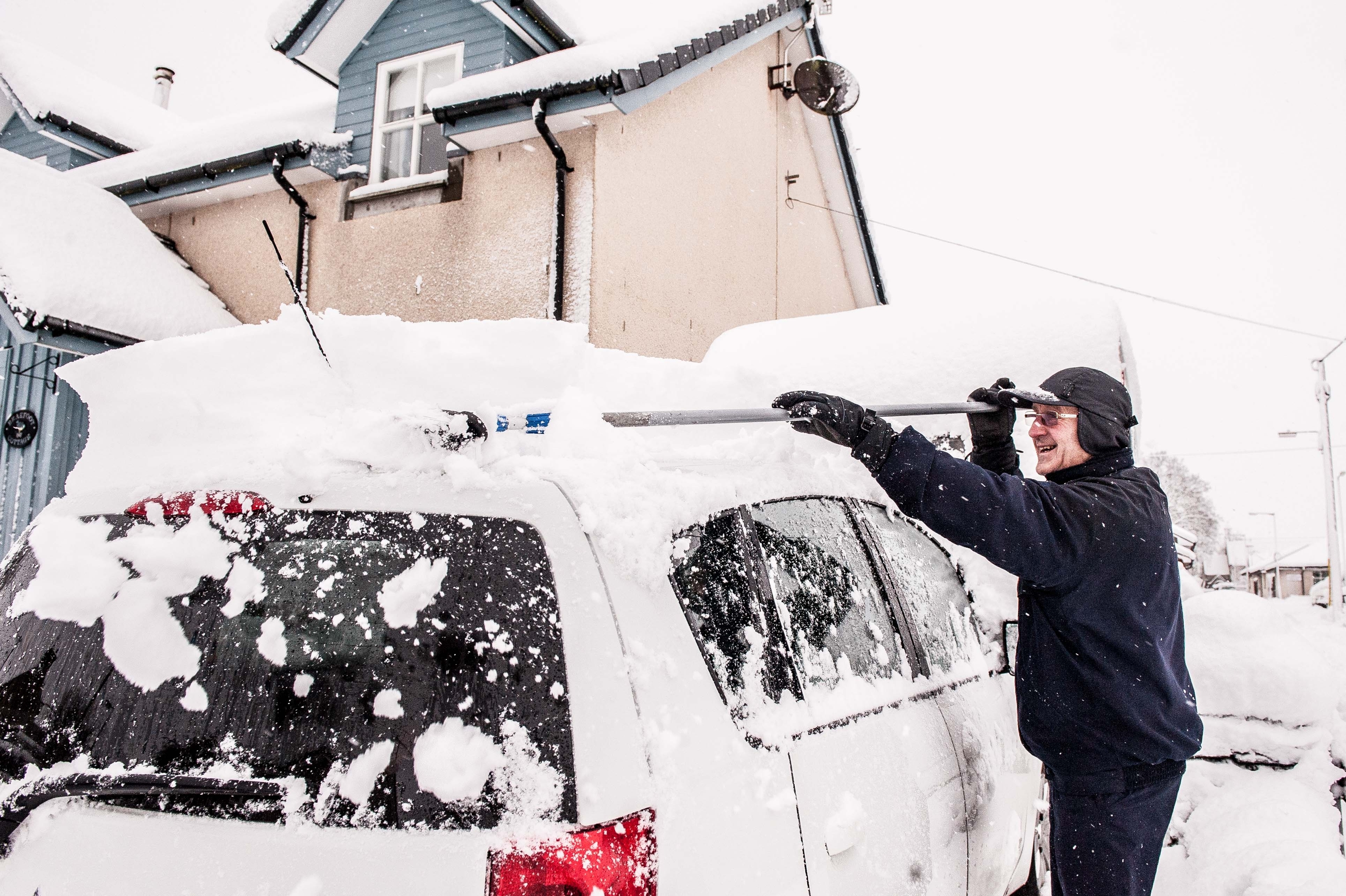 Commuters will have to deal with snow, ice and slush today