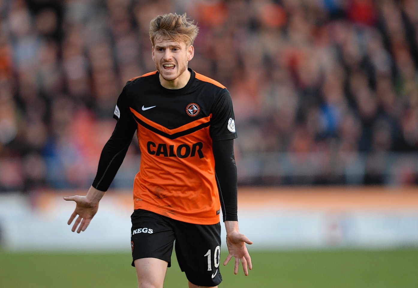 Dundee United have accepted a bid from Celtic for Stuart Armstrong