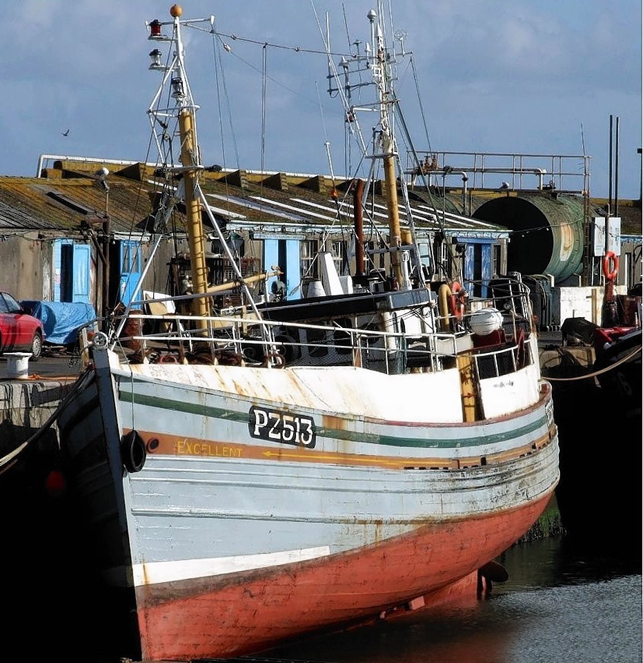 The 75ft Excellent fishing boat