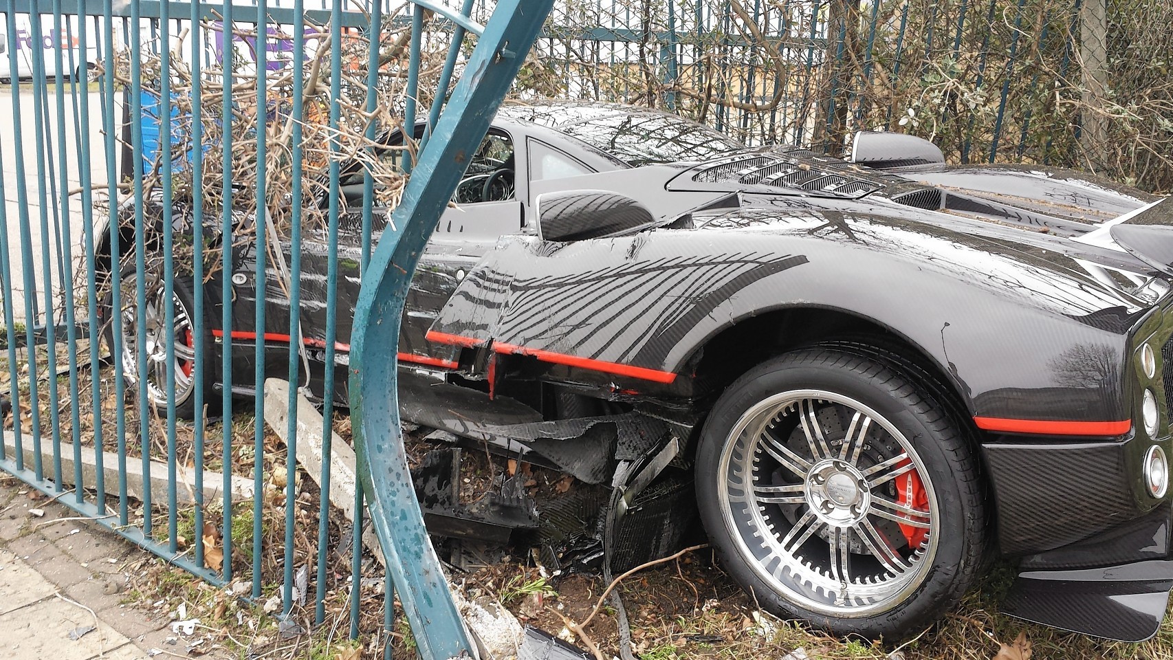The supercar crashed in London