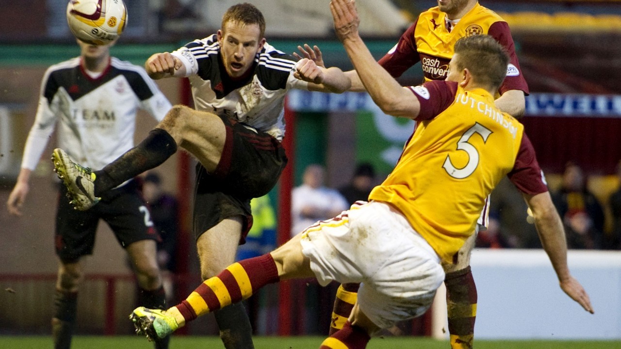 Adam Rooney will try to add to his 23 goals for the season this evening against Motherwell