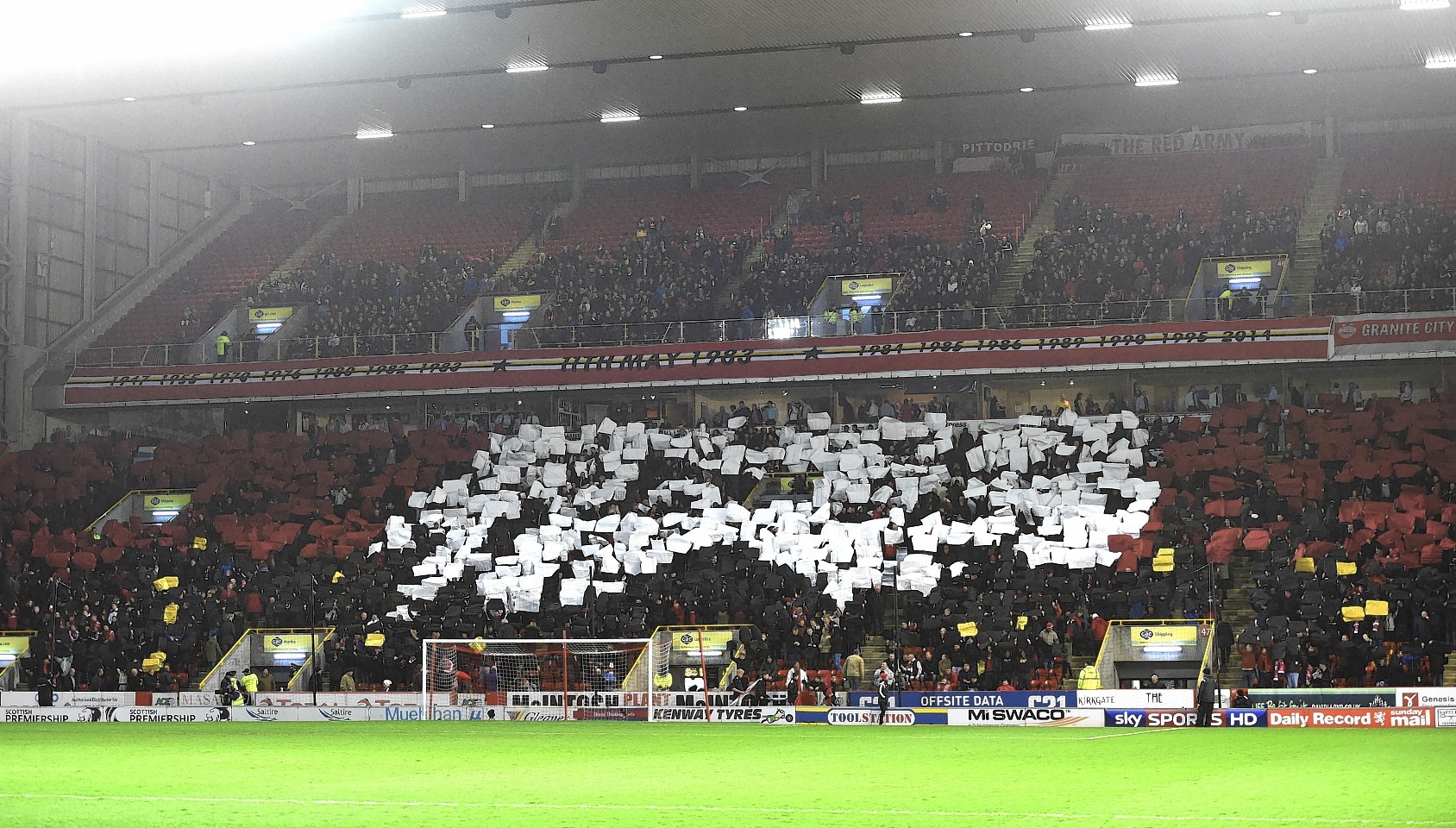 The highlight of the evening so far for Aberdeen has to be the pre match display from the Dons support