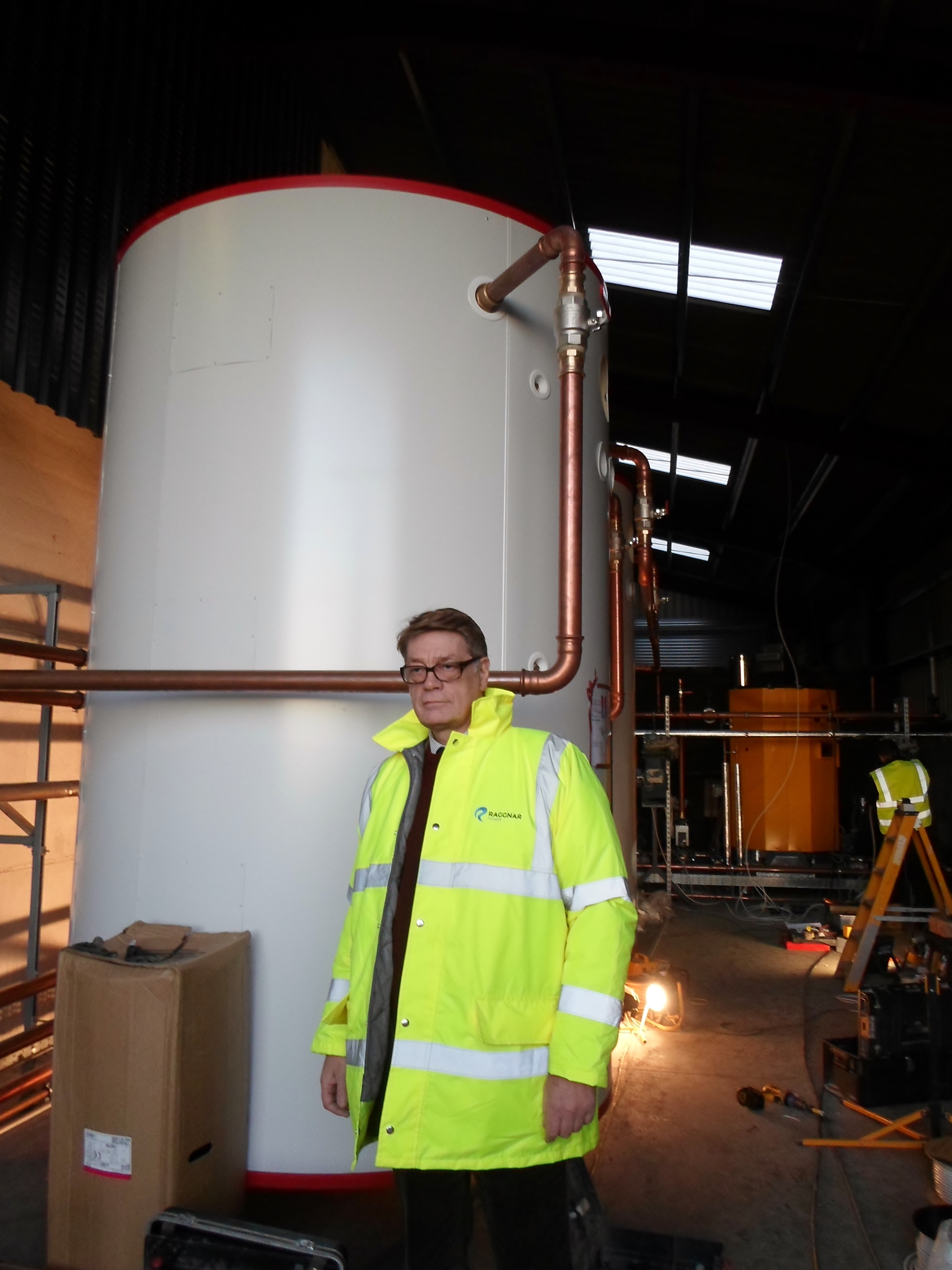Nigel Perkins with Raggnar biomass system
