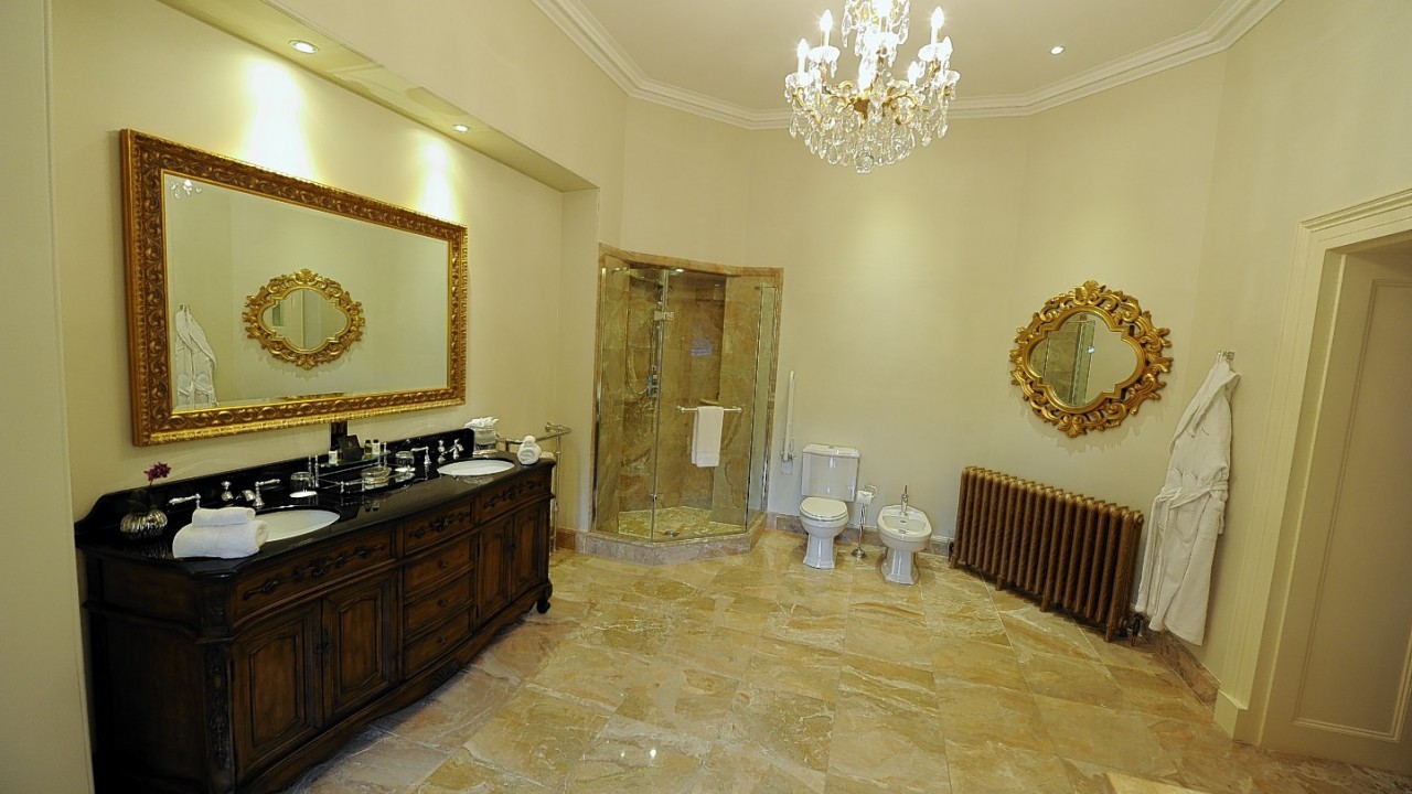 The rooms all come complete with spacious bathrooms