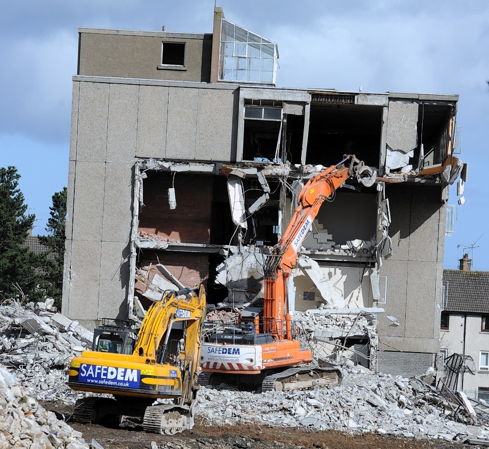 Around 375 affordable homes are set to be built on the site of the former Summerhill Academy in Aberdeen.