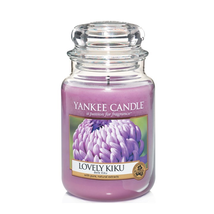 Everyone loves Yankee Candles. We love them even more when there’s 25% OFF! Perfect for Mother’s day is this month’s fragrance of the month offer with 25% off all candle sizes in the Lovely Kiku and White Gardenia fragrance collections. Available at Charles Michie’s Aberdeen and Stonehaven, Tel 01224 585312