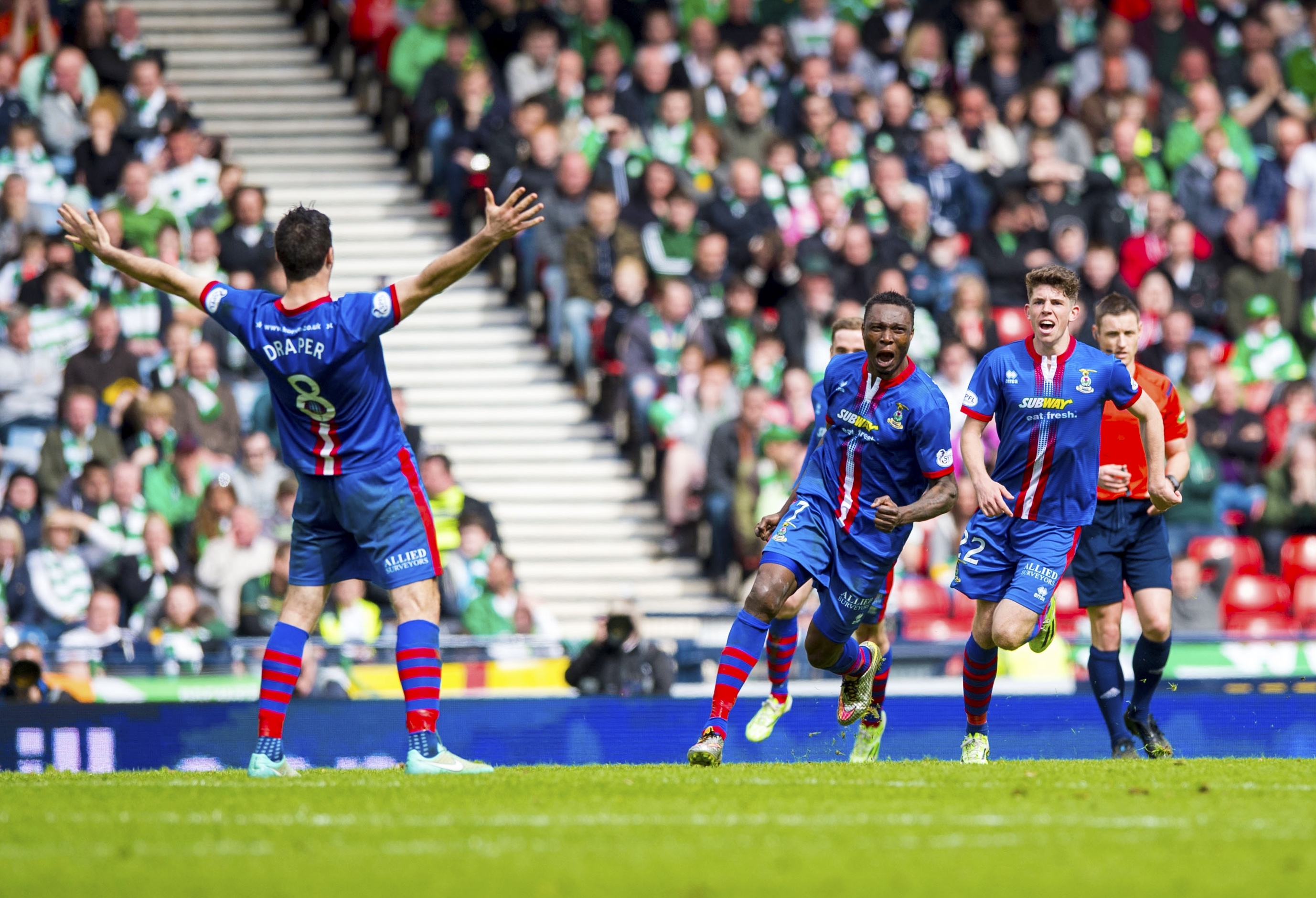 Caley Thistle celebrate Ofere's goal