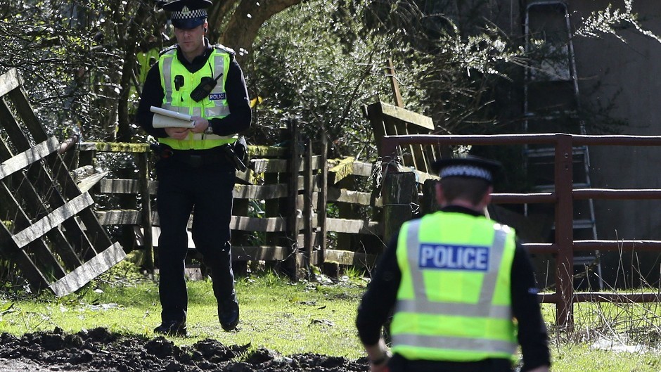 Police at High Craigton Farm