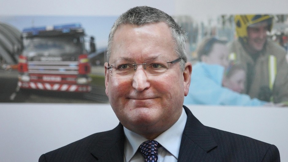 Fergus Ewing fears uncertainty over windfarm subsidies  could undermine investment plans