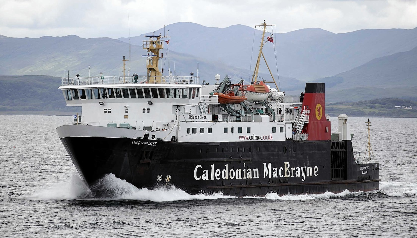 Transport Minister Derek Mackay insists that west coast ferry services are not being privatised.