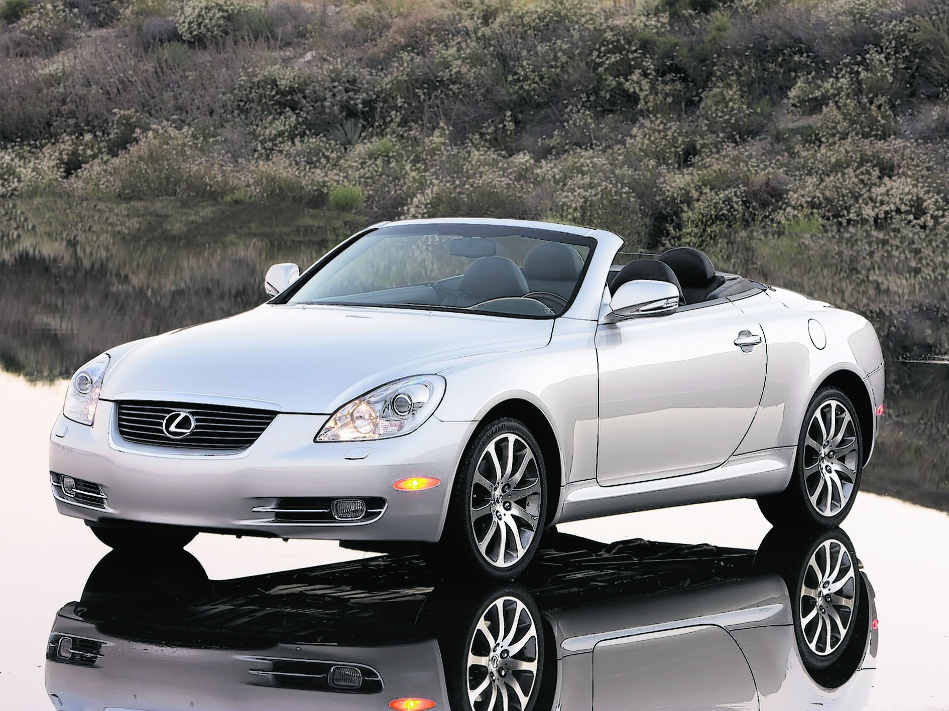 yc-Cabrio-Lexus