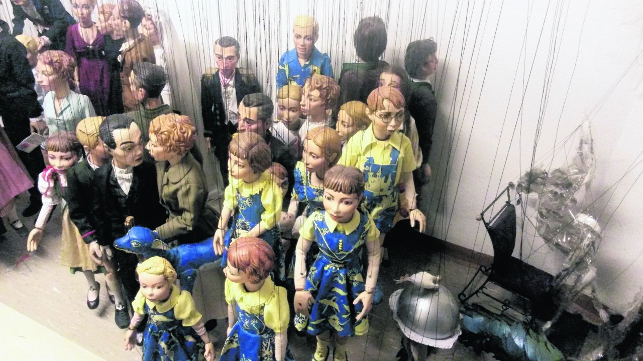 The Von Trapp family in puppet form