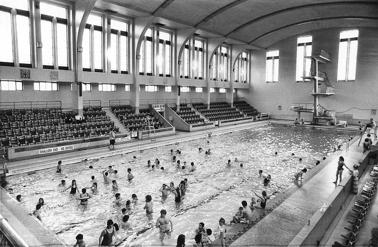 The Bon Accord Baths at the height of its popularity