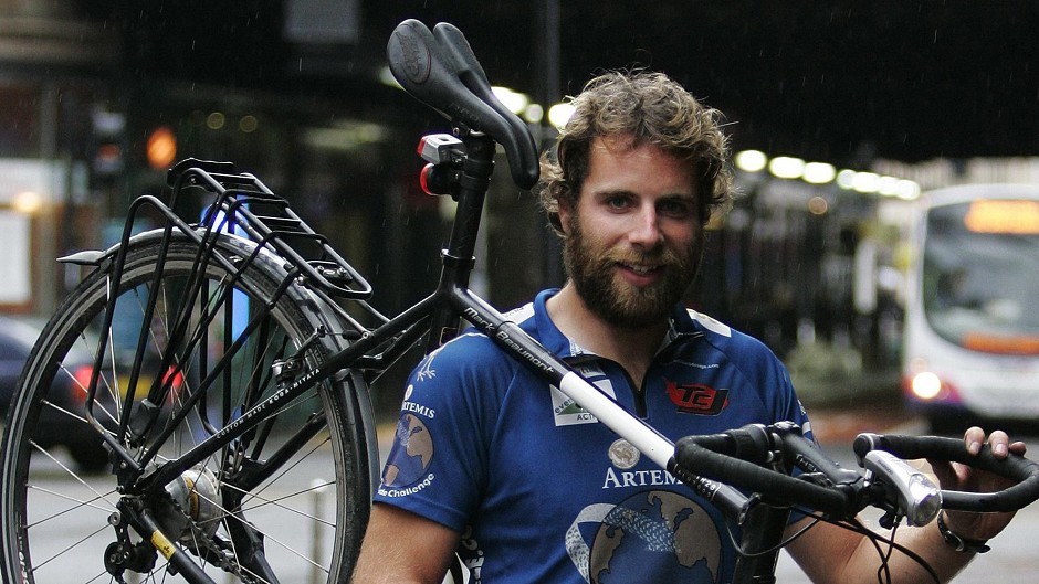 Record-breaking cyclist aims to inspire in Huntly