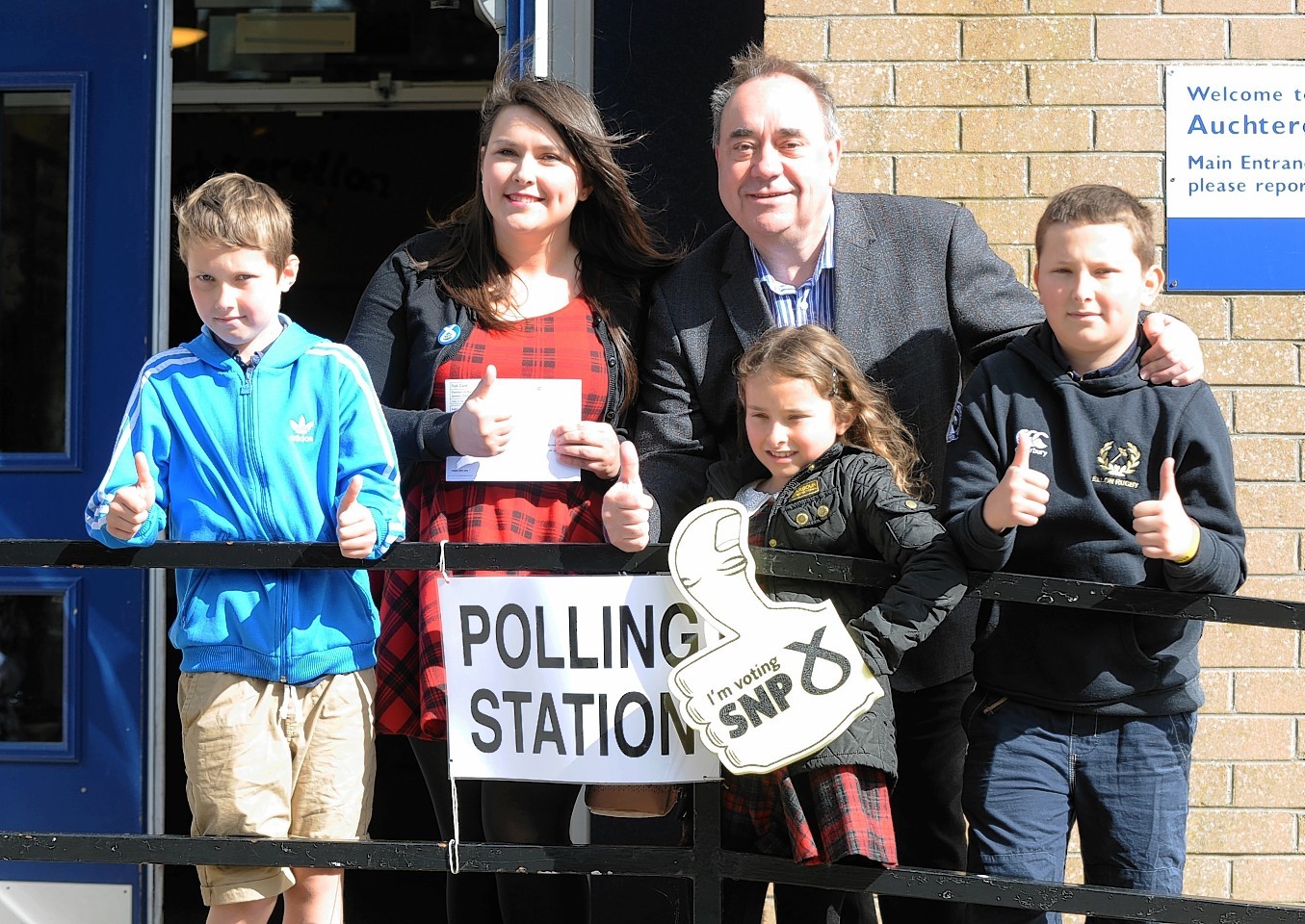 Gordon SNP candidate Alex Salmond visited Auchterellon School to vote with first-time-voter Nikki Falconer.