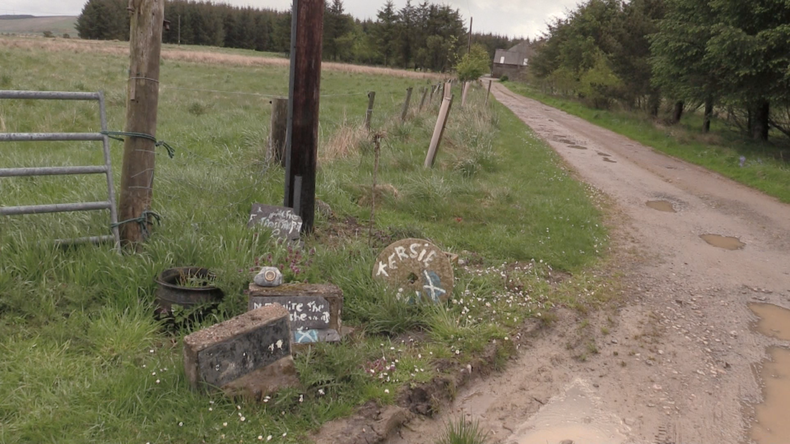 Tributes left at the Kersiehill farmhouse junction