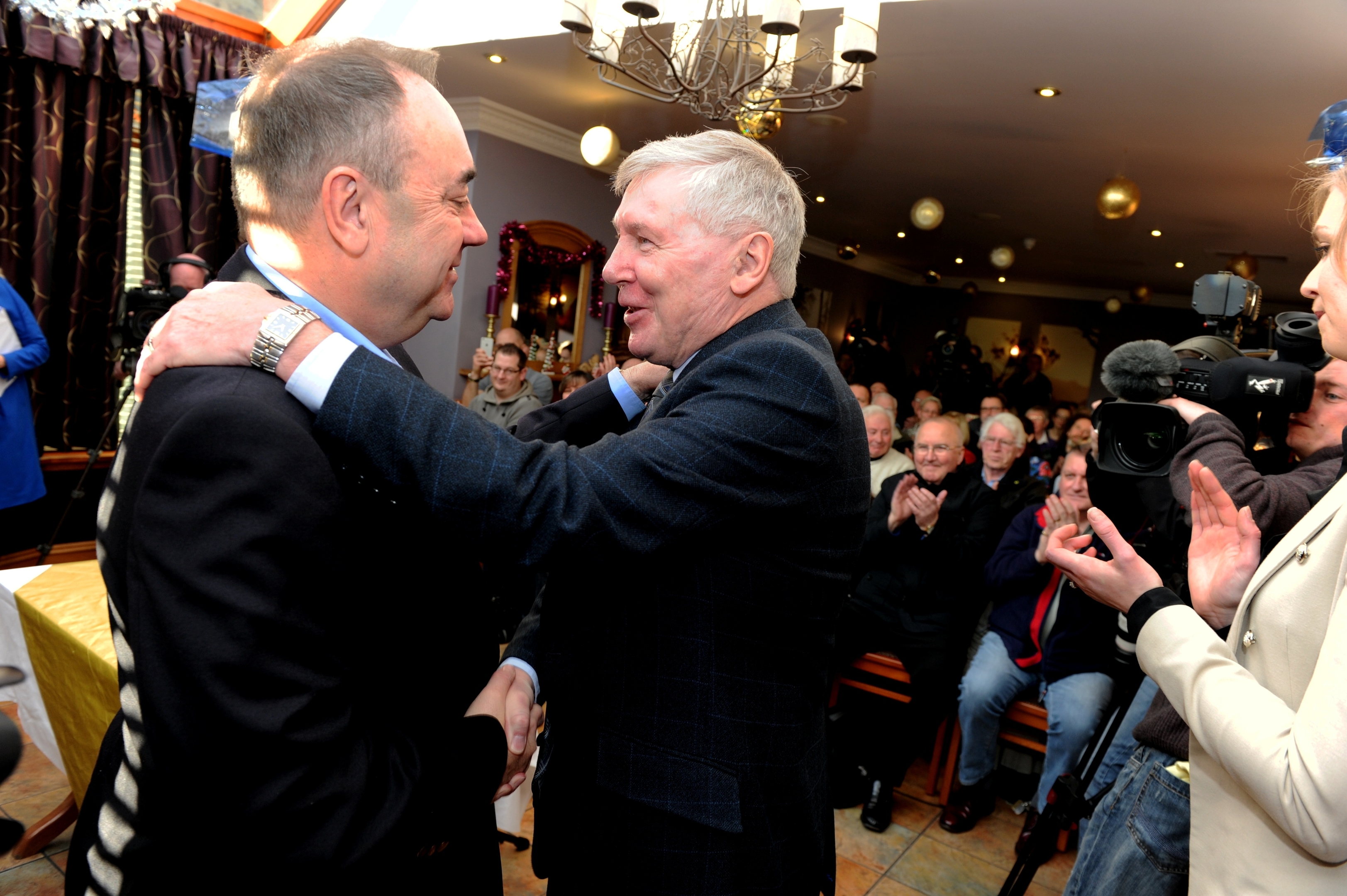 Former SNP leader and First Minister Alex Salmond announced that he is to stand for a seat in Westminster at next May's General Election. He is pictured in Ellon with Hamish Vernal.  Picture by COLIN RENNIE   December 7, 2014.