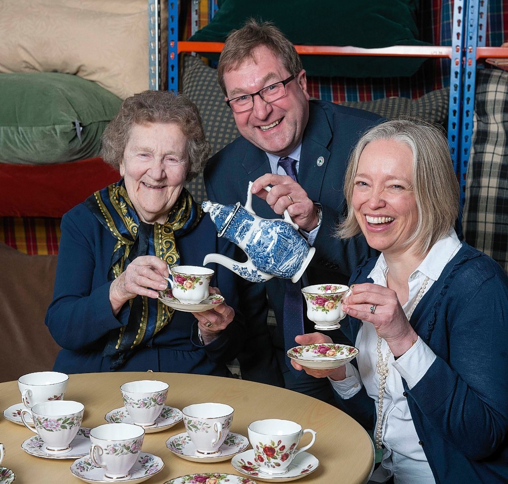 Blythwood Volunteer Mary MacKay (93)  with Blythswood CEO  James Campbell and louise McGregor Zero Waste Scotland