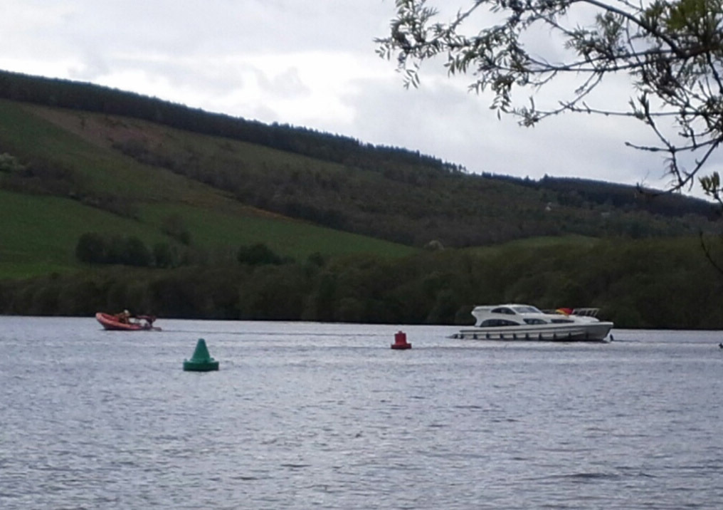 video: cabin cruiser runs aground at fort augustus press