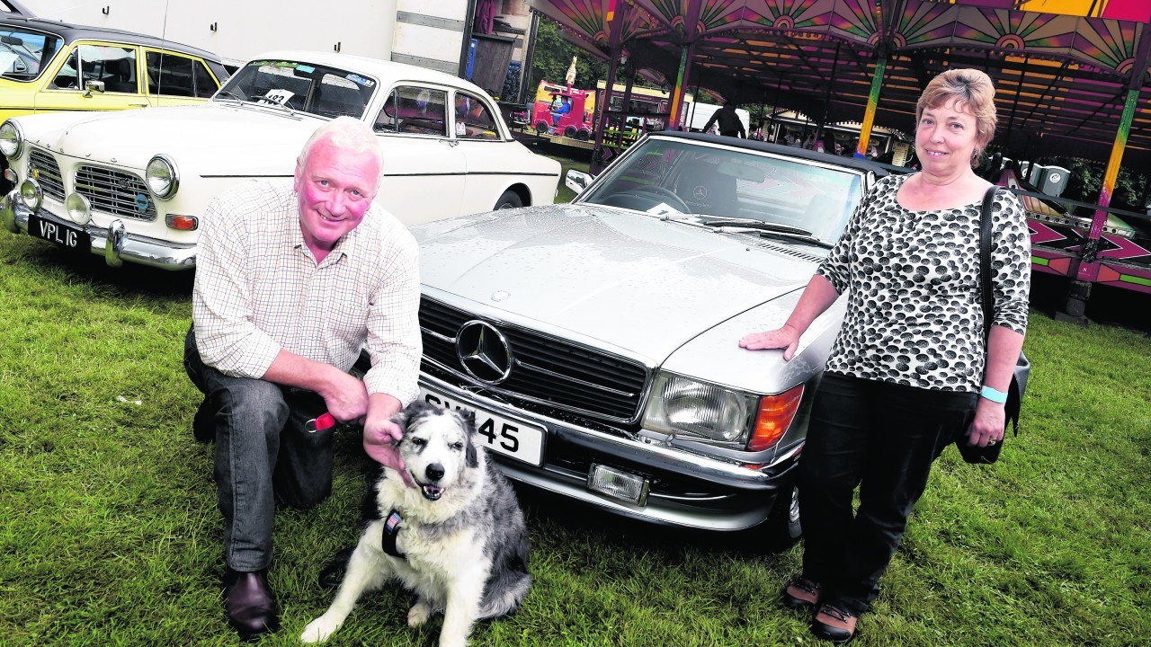 John and Cath Canning from Cullin with their 1978 450sl