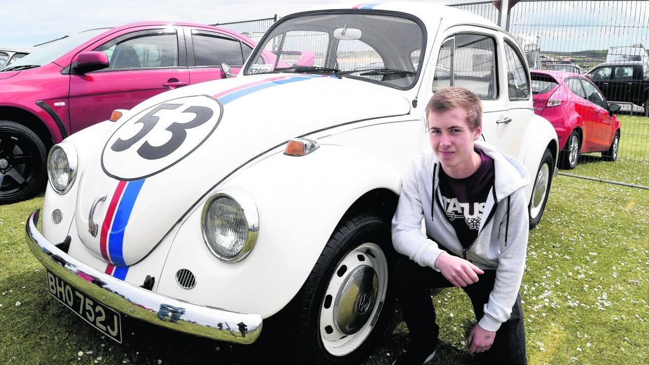 MIKEY YOUNGSON WITH HIS 1971 BEETLE