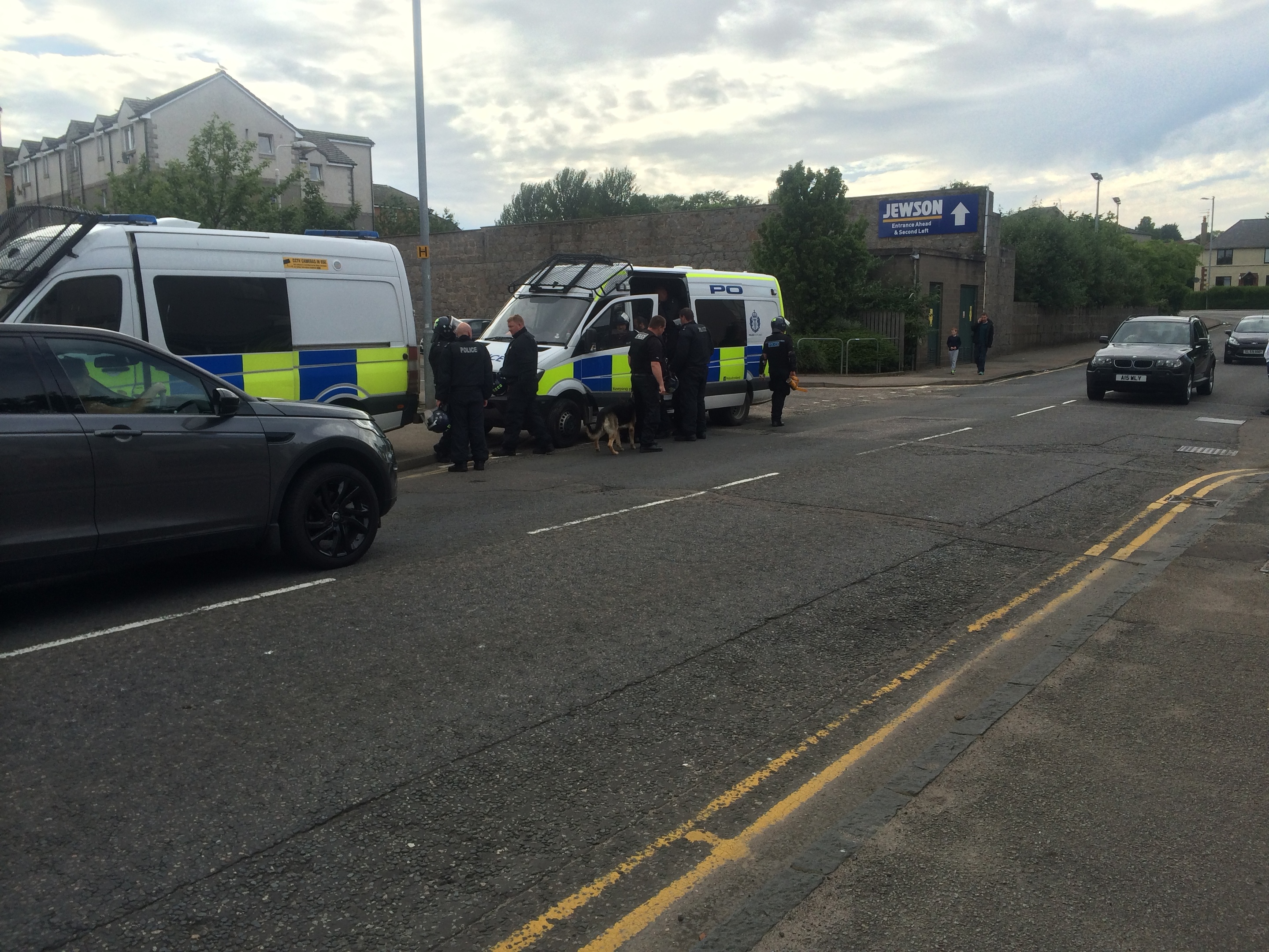 Police swoop on a flat on Aberdeen's Berryden Road
