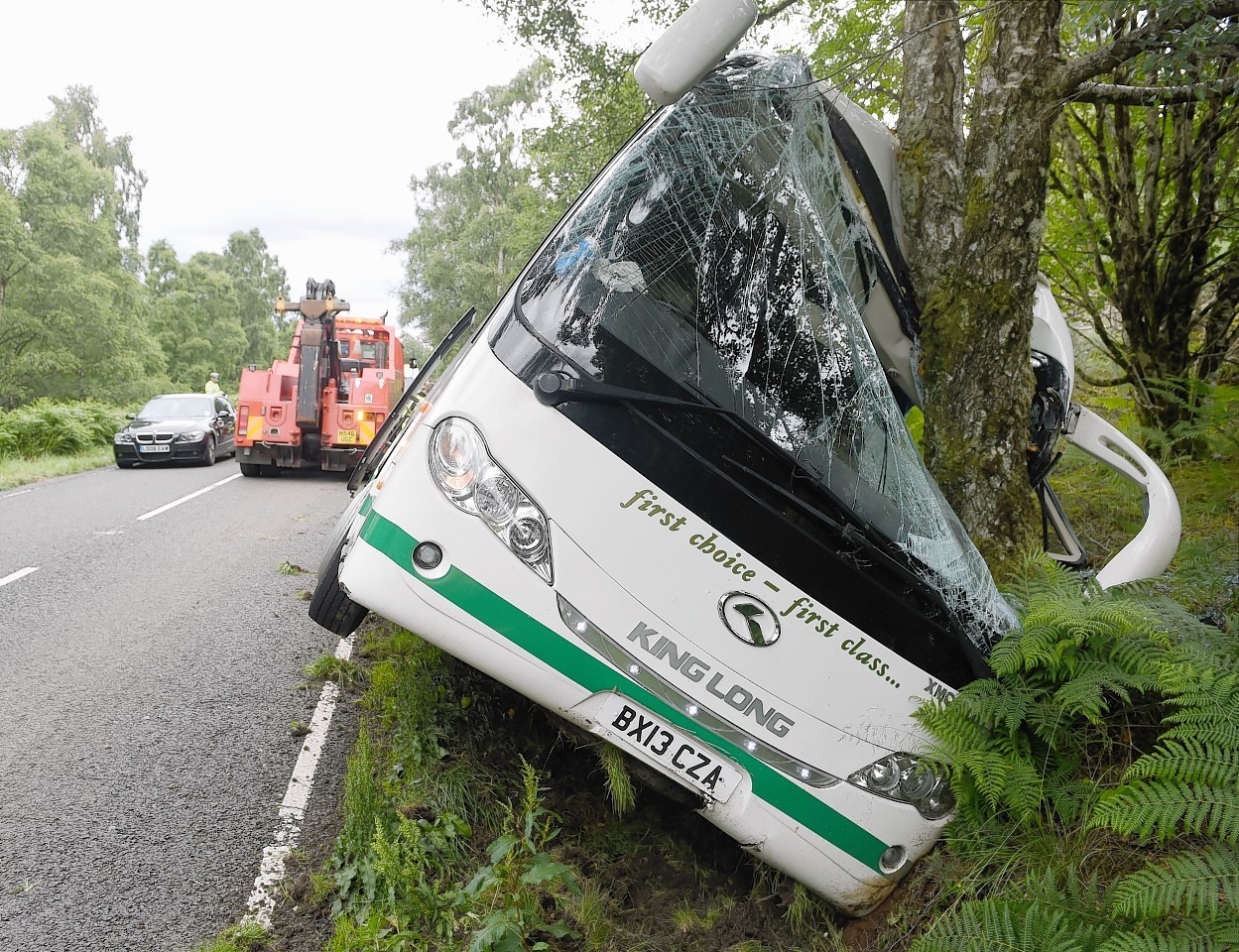 Bus crash on the A82 Fort Augustus road