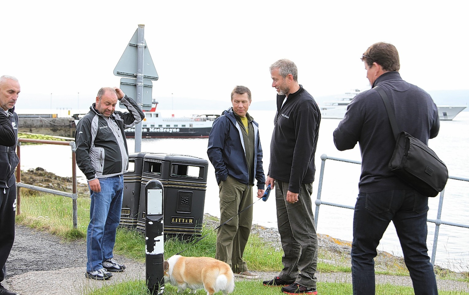 Abramovich and his corgi go for a walk around Arran 