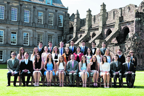 Press and Journal editor-in-chief Damian Bates, front centre, with some of the 871 recipients of the Gold Duke of Edinburgh’s Award certificate, in the beautiful gardens of the Palace of Holyroodhouse in Edinburgh
