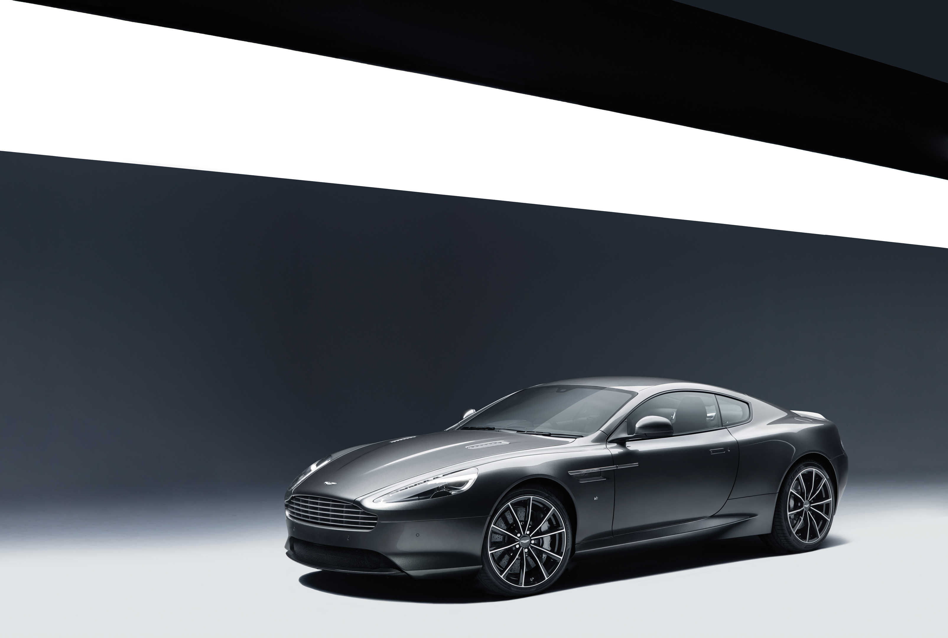 Aston Martin DB9 GT