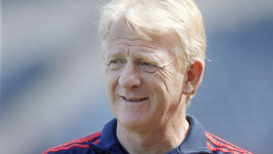 Gordon Strachan is not contracted to Scotland for the World Cup qualifiers