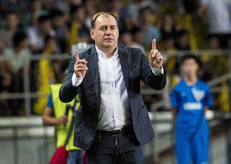 Kairat Almaty manager Vladimir Weiss