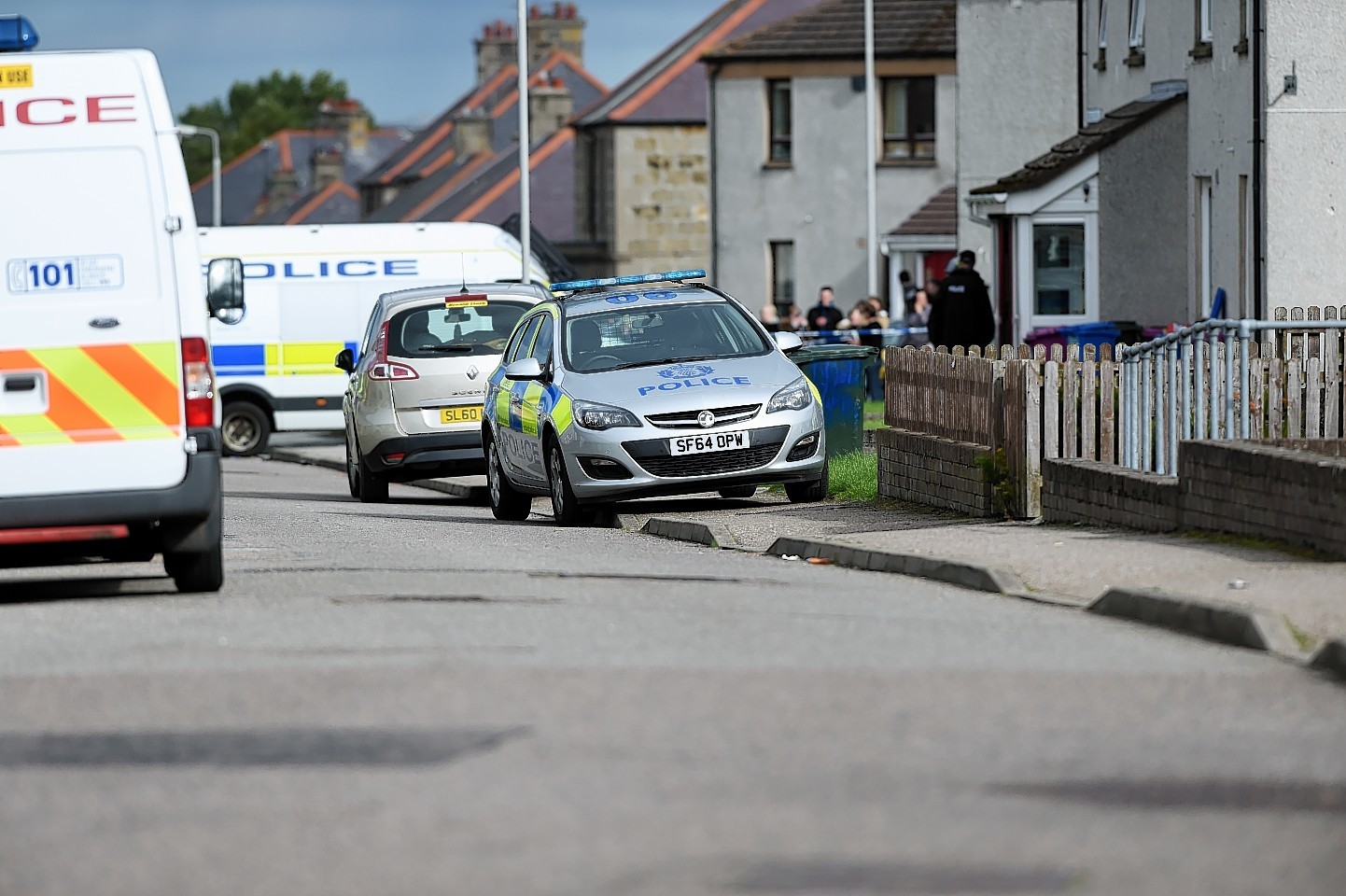 Siege at house in Wallace Avenue, Buckie, resulting in five arrests. 