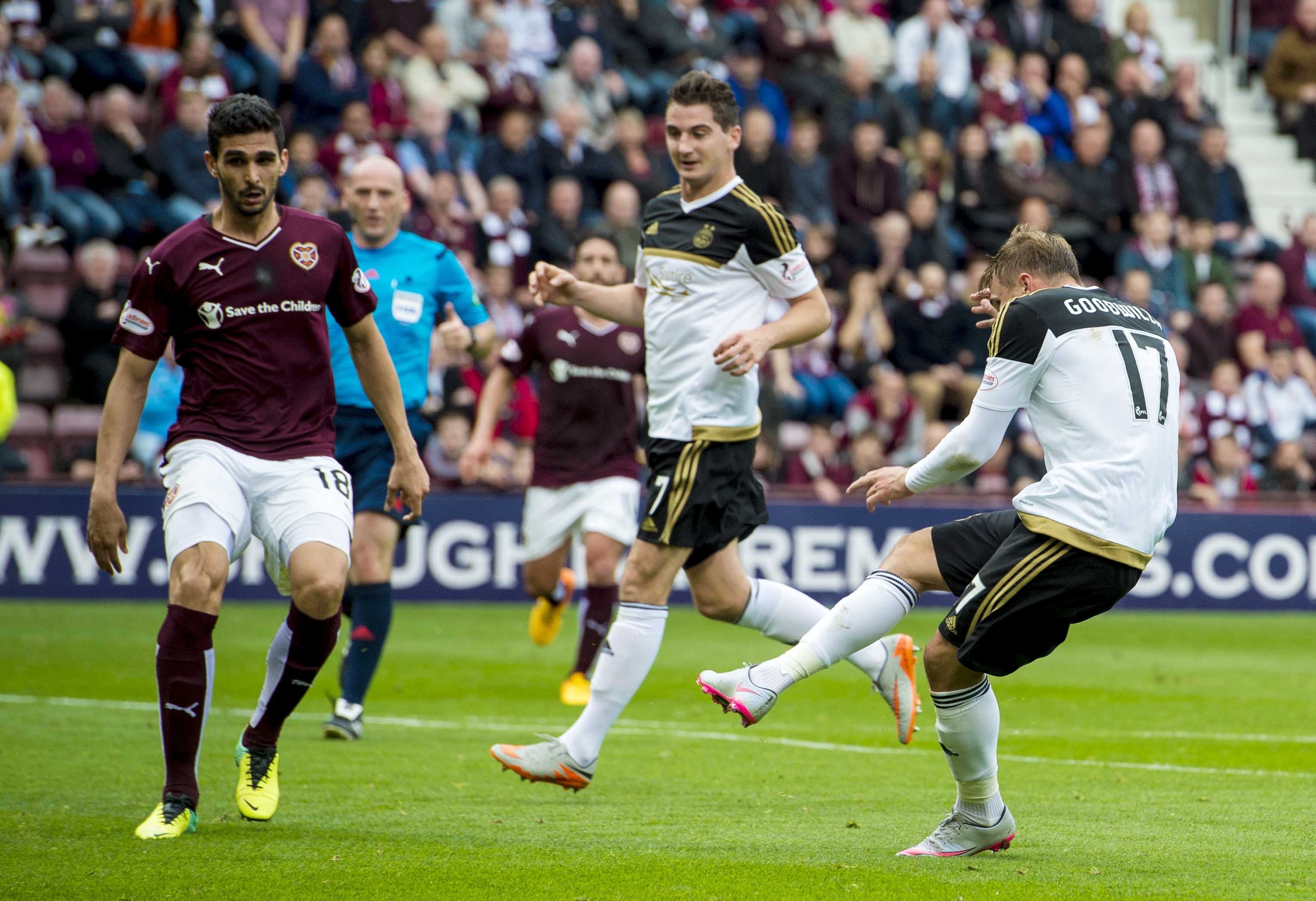 Goodwillie strikes from inside the box to put his side 3-0 to the good at half time