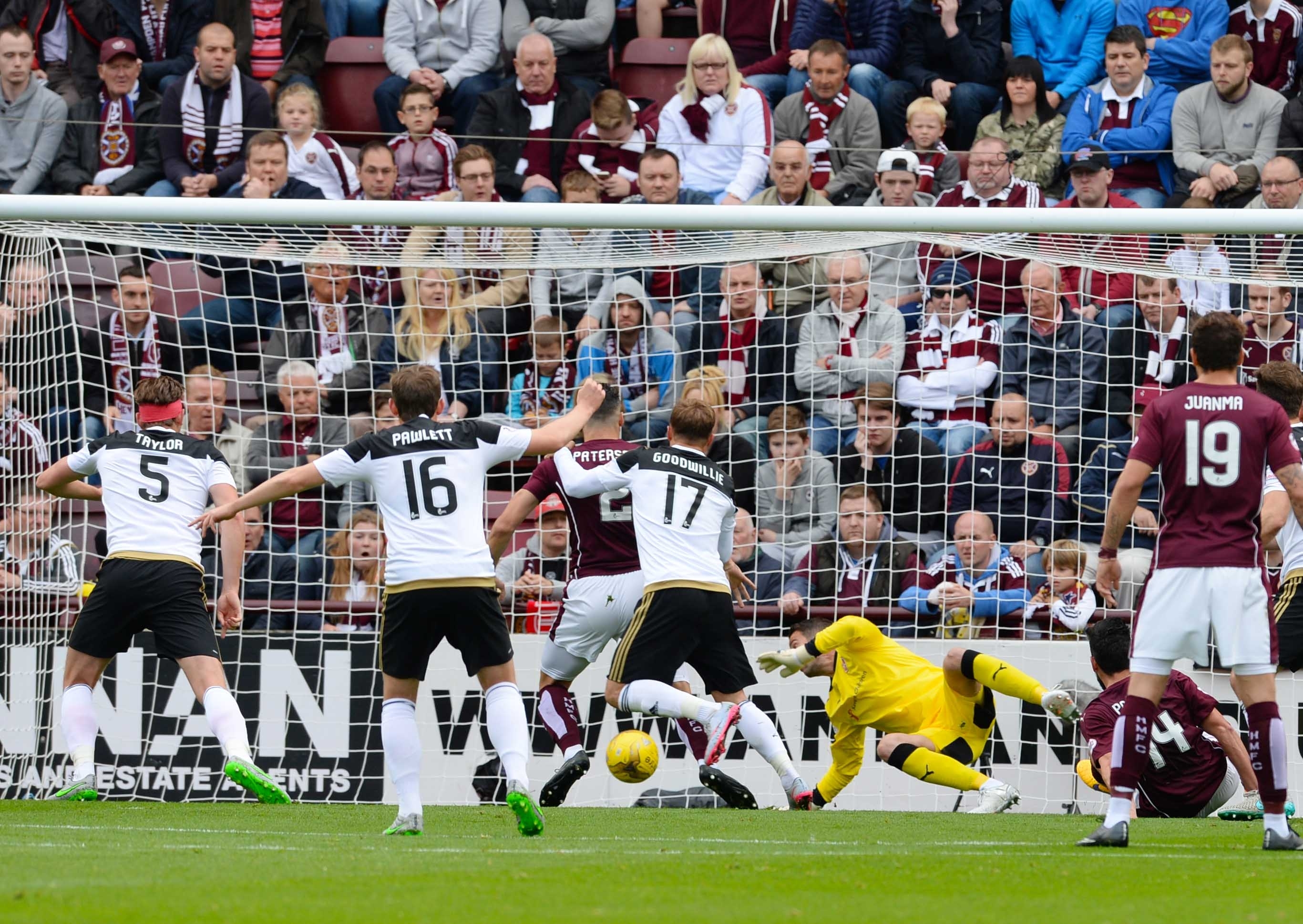 The Dons won 3-1 against Hearts at Tynecastle earlier this season.