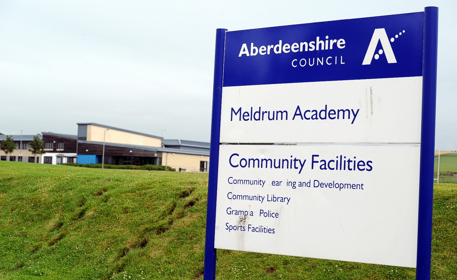 Meldrum Academy