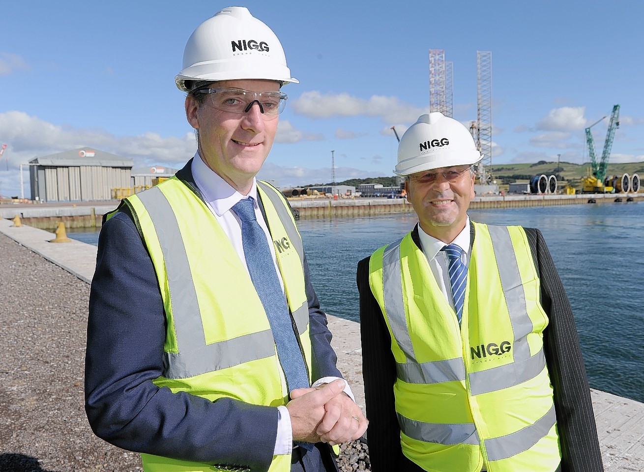 Andy Samuel, CEO of the UK Oil and Gas Authority with Roy MacGregor. (right) Global Energy Group Chairman.