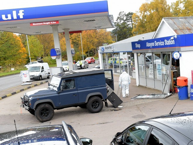 Cops say the abandoned 4x4 could be the key to helping them trace the ATM raid culprits