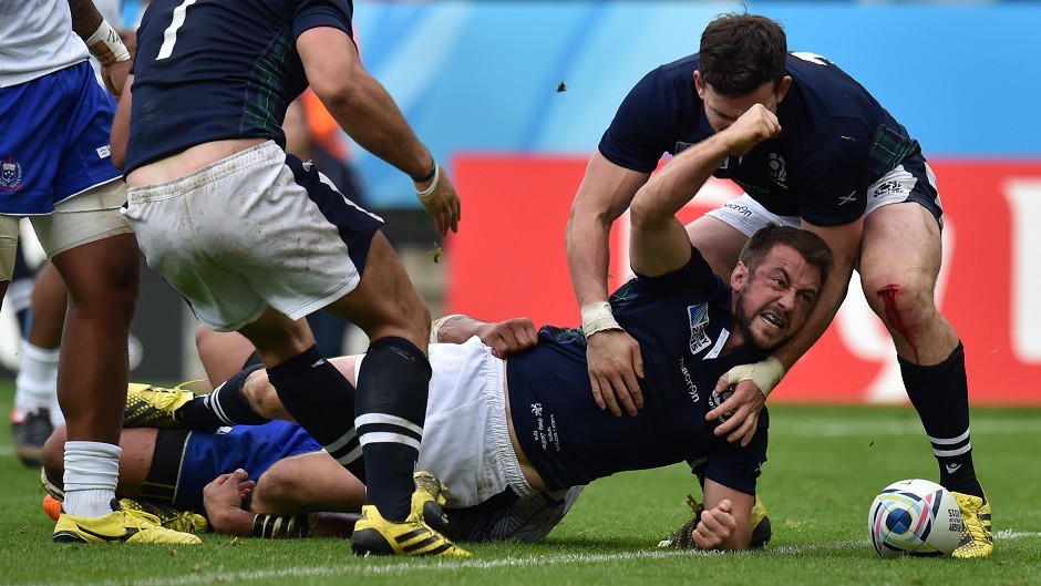 Greig Laidlaw's fine display was capped with a late try