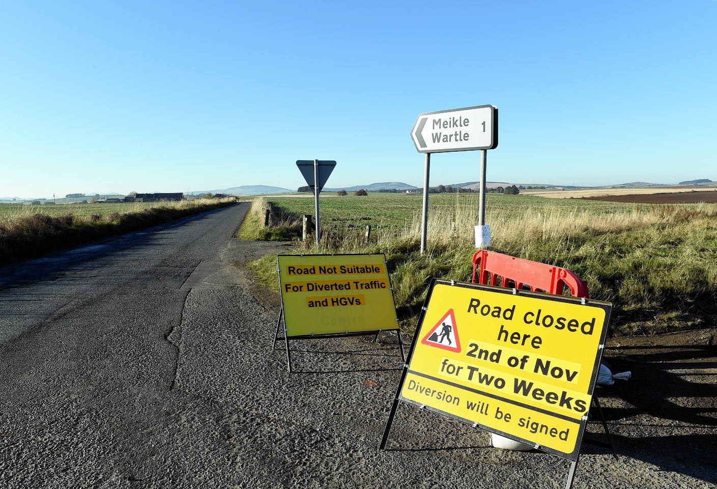 Diverted traffic through Meikle Wartle, lorry story.