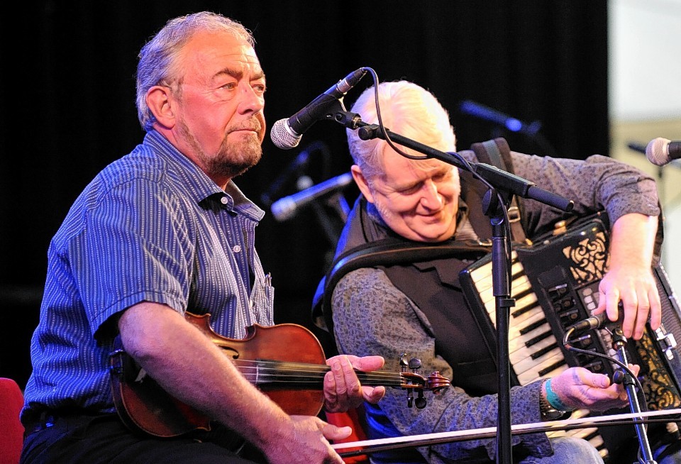 Aly Bain and Phil Cunningham perform at Speyfest.