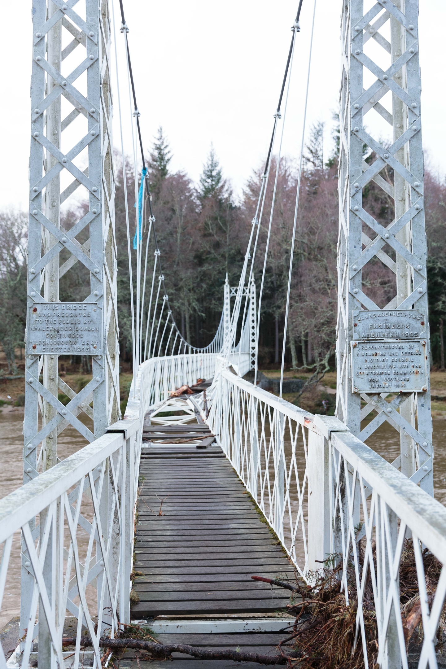 Another view of the  Bridge at Cambus O'May (Photo: Ross Johnston/Newsline Media)