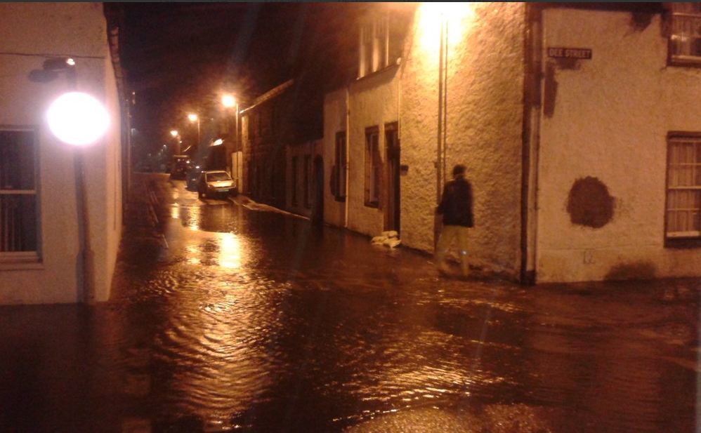 Ballater flooding near the square 