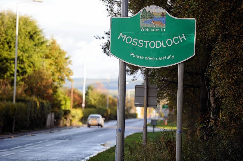 "Welcome to Mosstodloch" sign.