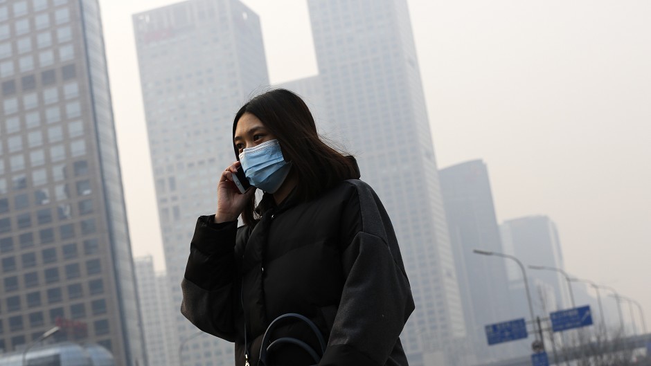 Smog has shrouded Beijing prompting authorities to issue a red alert. (AP)
