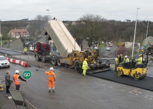 Work continues on the Third Don Crossing