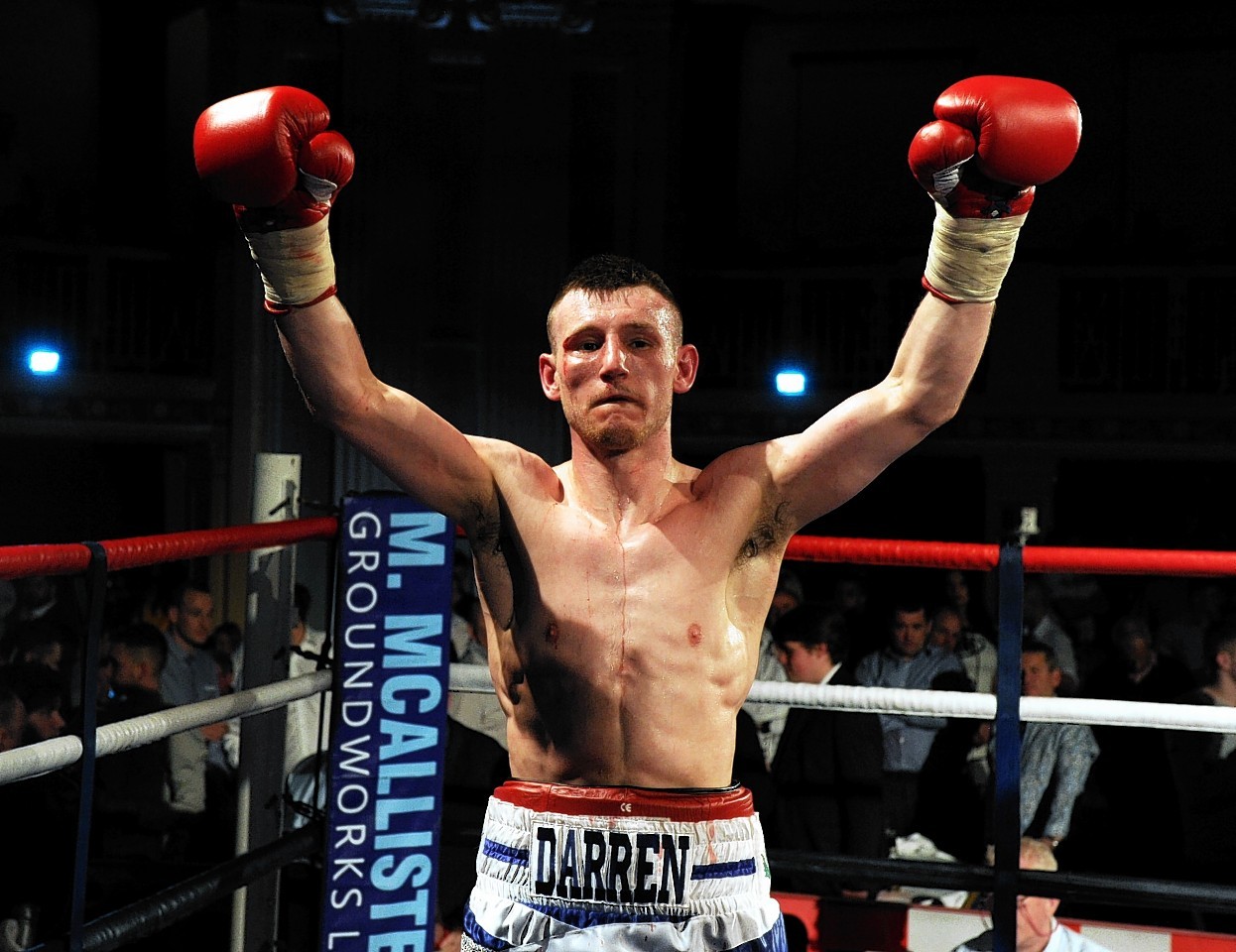 Darren Traynor takes on Ryan Walsh for the British featherweight title on Friday.