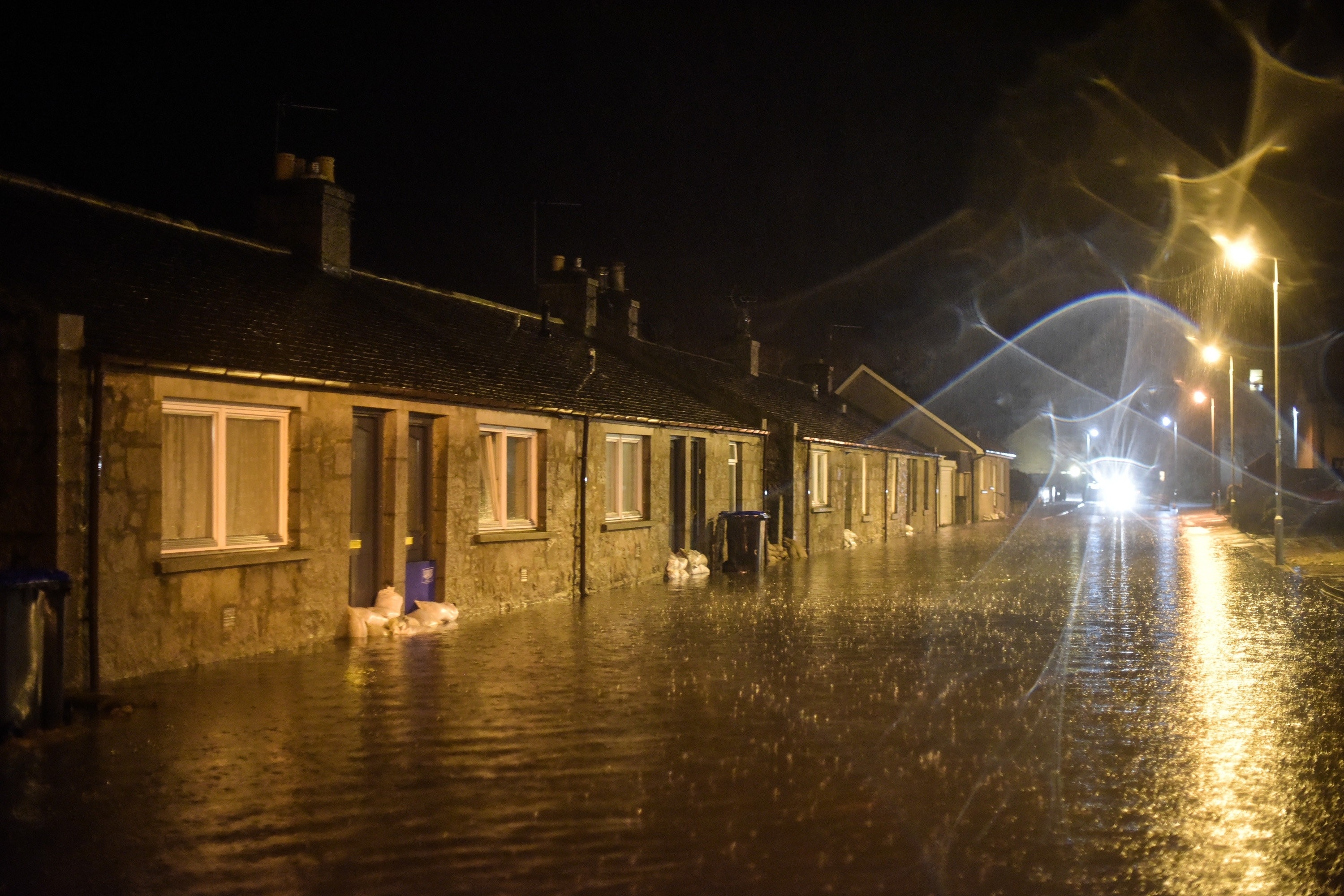 Houses in the Port Elphinstone area of Inverurie, Aberdeenshire begin to experience flooding after the River Don burst its banks on January 07 2016. Scottish Envornmental Protection Agency (SEPA) have issued two severe flood warnings for both Inverurie and Kintore, both in Aberdeenshire.